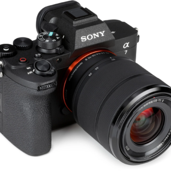 Canon EOS R5 Mark II Kit with RF24-105mm f/4 L IS USM Lens