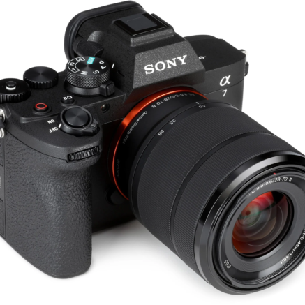 Sony Alpha 7 V Camera Kit with FE 28-70mm f/3.5-5.6 OSS II Lens
